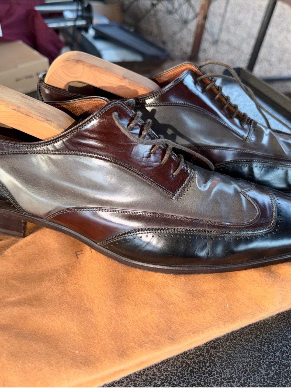 Men's Two-Tone Leather Dress Oxfords - Brown & Black